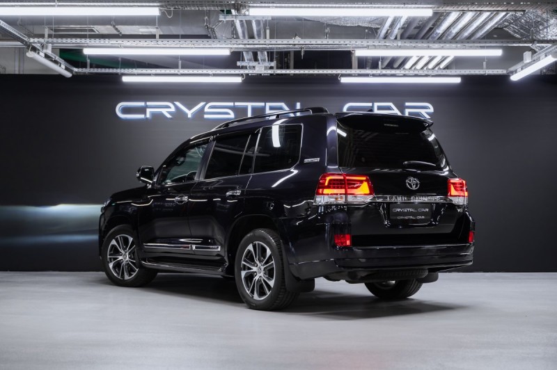 Toyota Land Cruiser 200 рестайлинг 2 — 2020