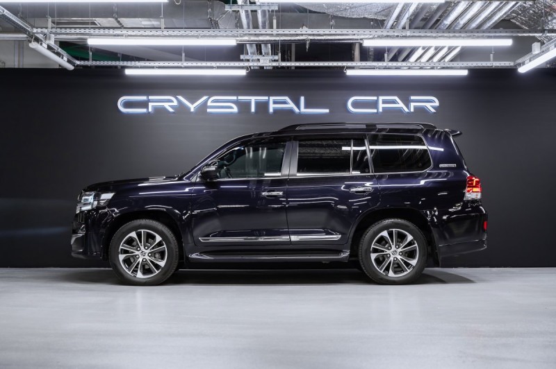 Toyota Land Cruiser 200 рестайлинг 2 — 2020
