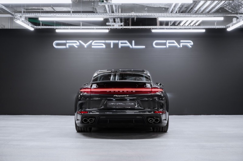 Porsche Panamera III — 2025