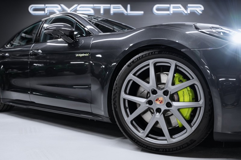 Porsche Panamera III — 2025