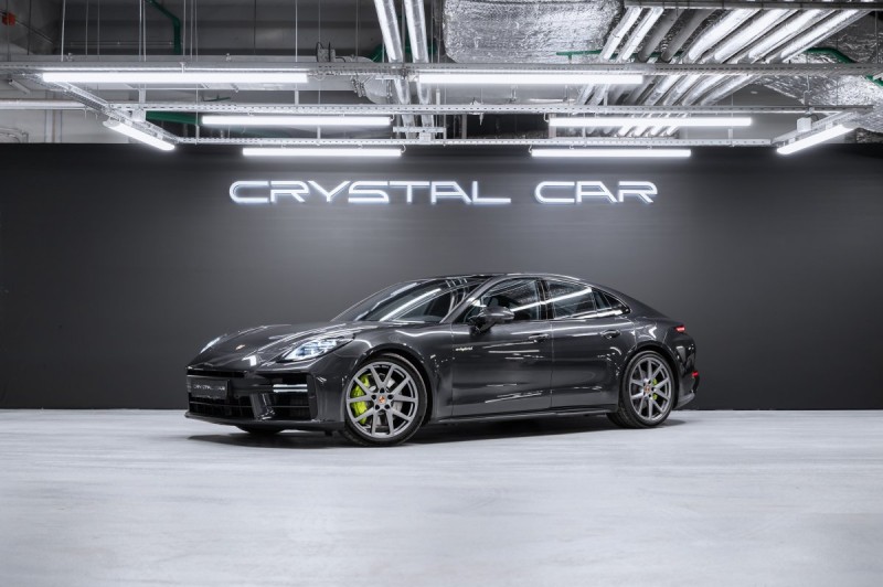 Porsche Panamera III — 2025