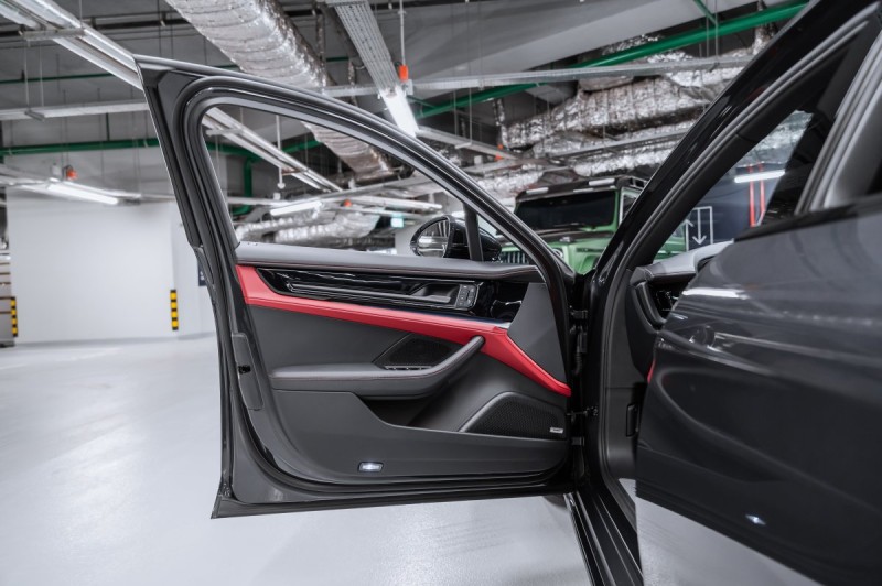 Porsche Panamera III — 2025