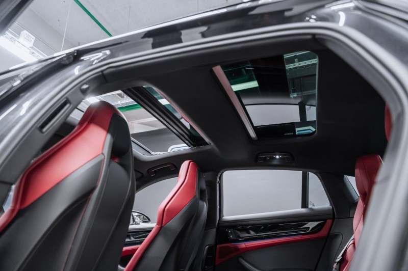 Porsche Panamera III — 2025