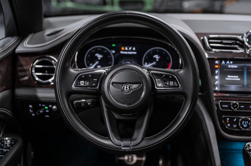 Bentley Bentayga I Рестайлинг — 2021