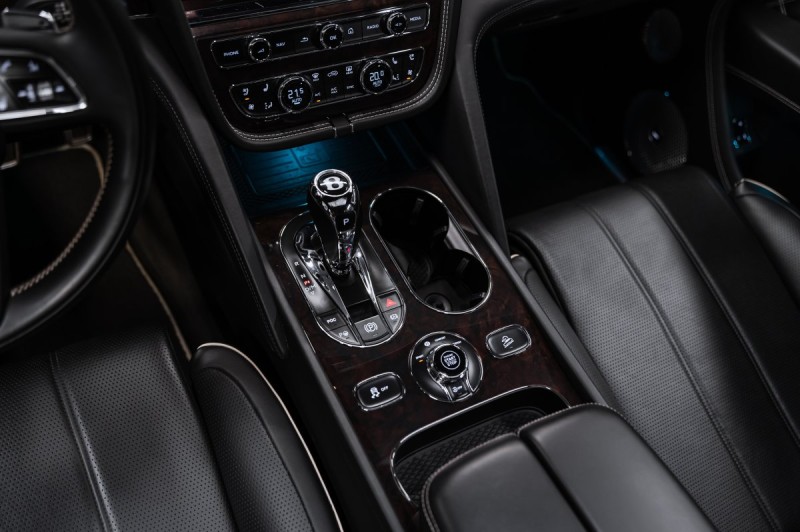 Bentley Bentayga I Рестайлинг — 2021