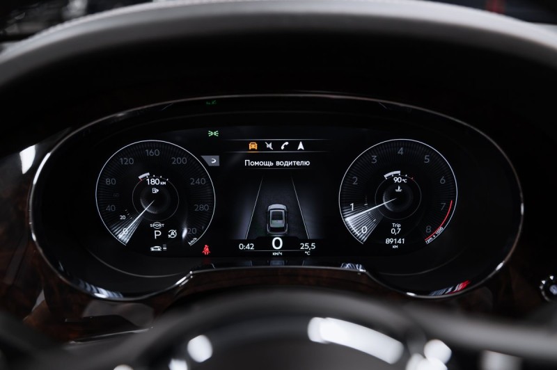 Bentley Bentayga I Рестайлинг — 2021