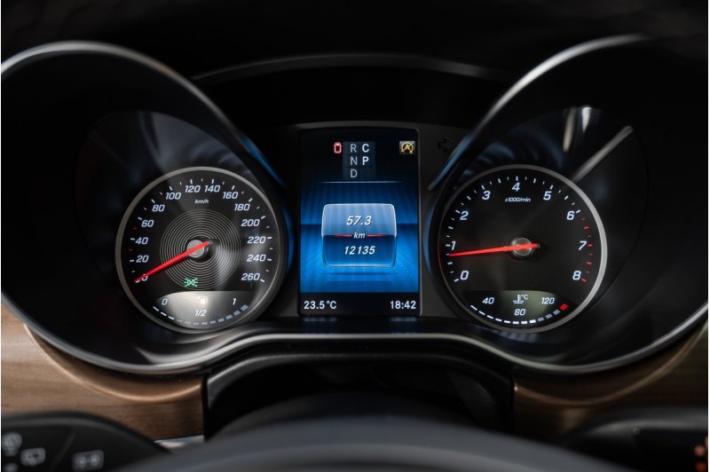 MERCEDES V260L W447 рестайлинг — 2023