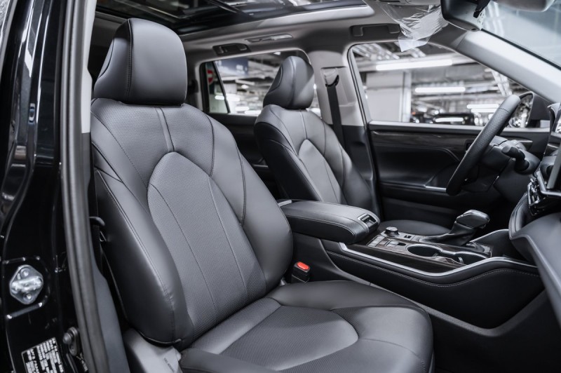 TOYOTA HIGHLANDER Supreme - 2025