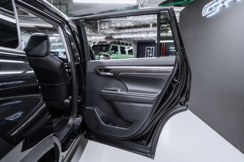 TOYOTA HIGHLANDER Supreme - 2025