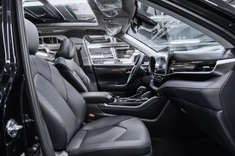 TOYOTA HIGHLANDER Supreme - 2025