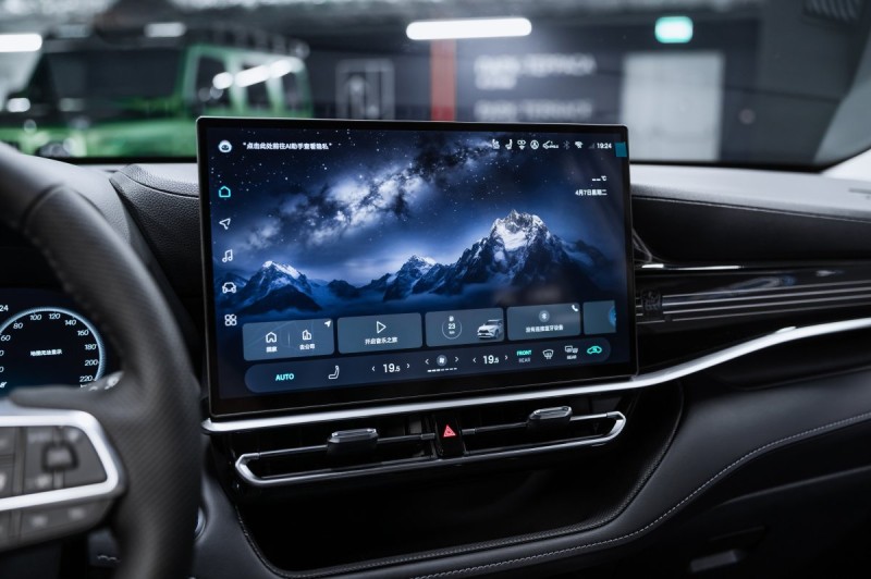 TOYOTA HIGHLANDER Supreme - 2025