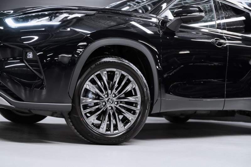 TOYOTA HIGHLANDER Supreme - 2025