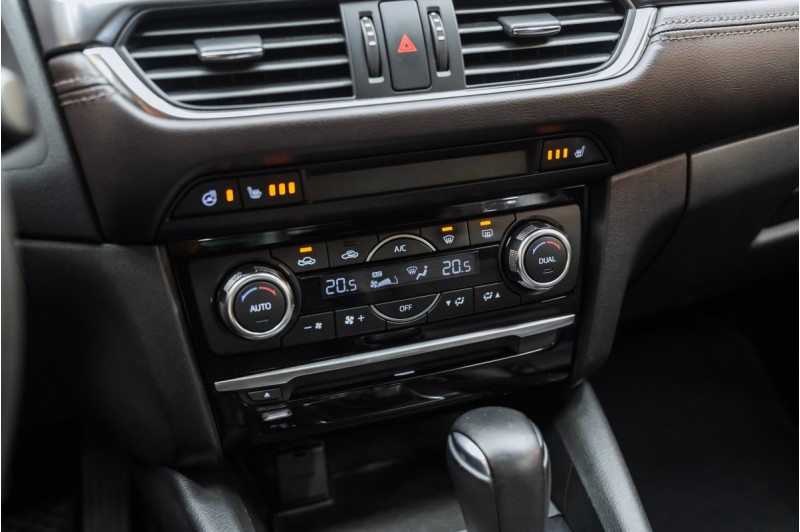 Mazda 006 GJ рестайлинг — 2016
