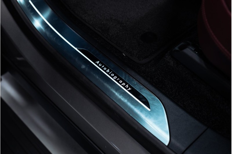 LAND ROVER RANGE ROVER V — 2026