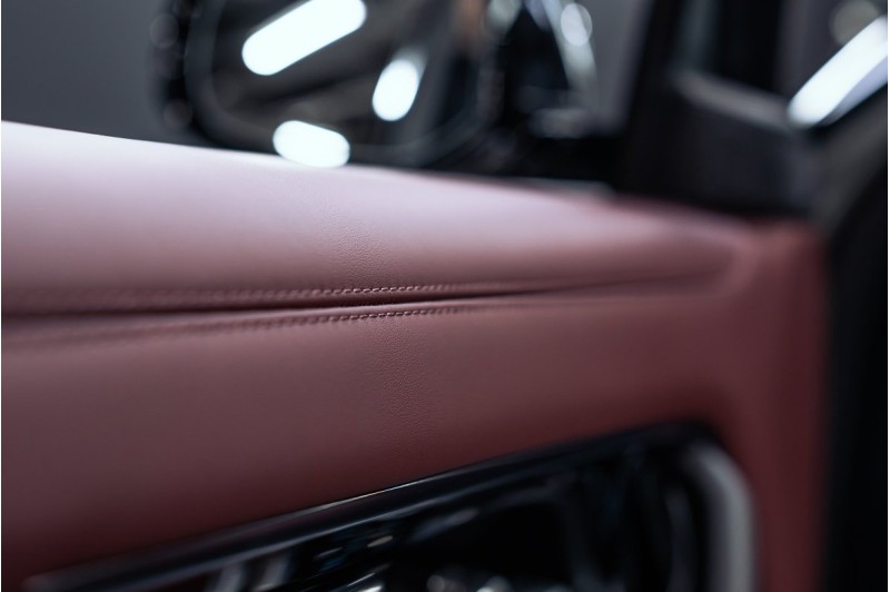 LAND ROVER RANGE ROVER V — 2026