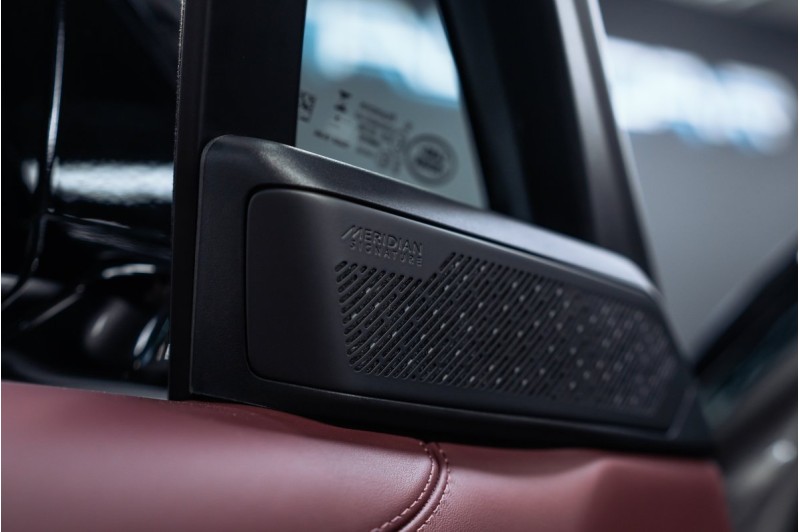 LAND ROVER RANGE ROVER V — 2026