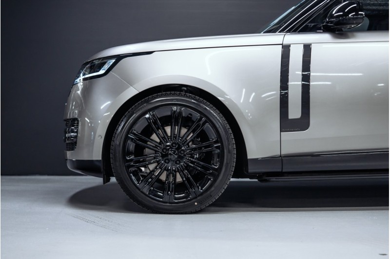 LAND ROVER RANGE ROVER V — 2026