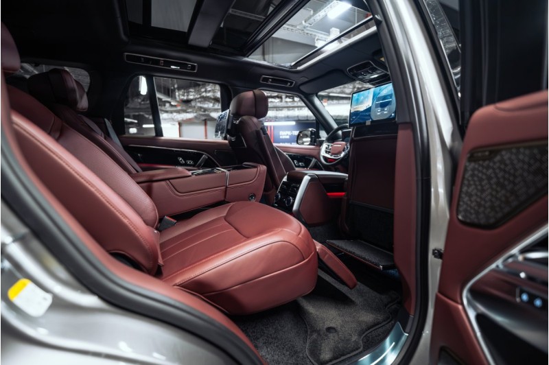 LAND ROVER RANGE ROVER V — 2026