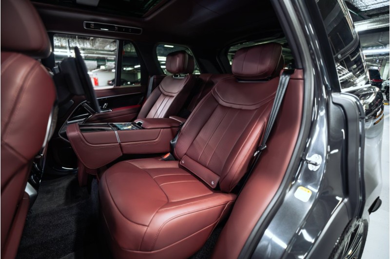 LAND ROVER RANGE ROVER V — 2026