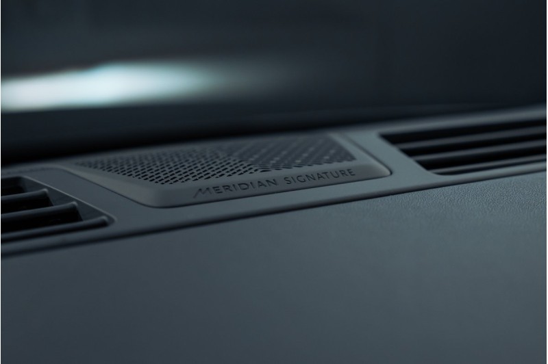 LAND ROVER RANGE ROVER V — 2026