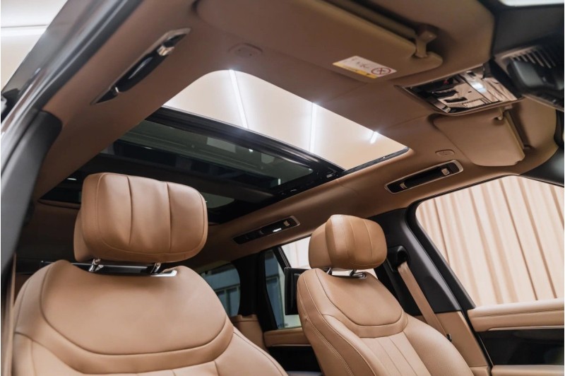 LAND ROVER RANGE ROVER V — 2026