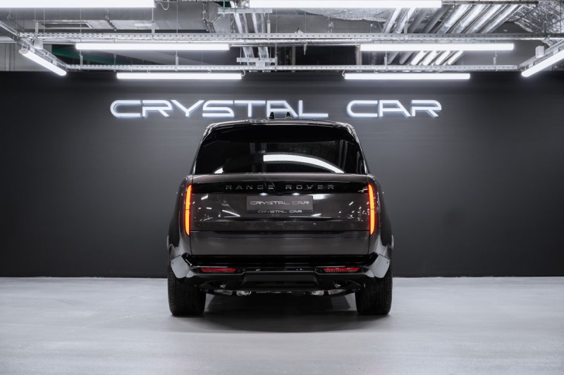 Land Rover Range Rover V — 2026