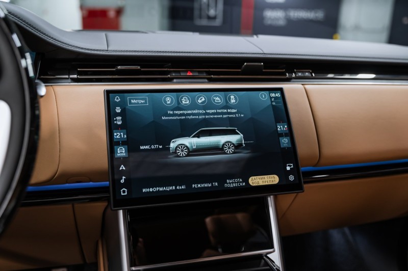 Land Rover Range Rover V — 2026