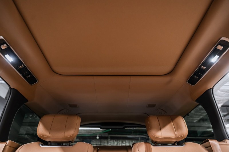 Land Rover Range Rover V — 2026