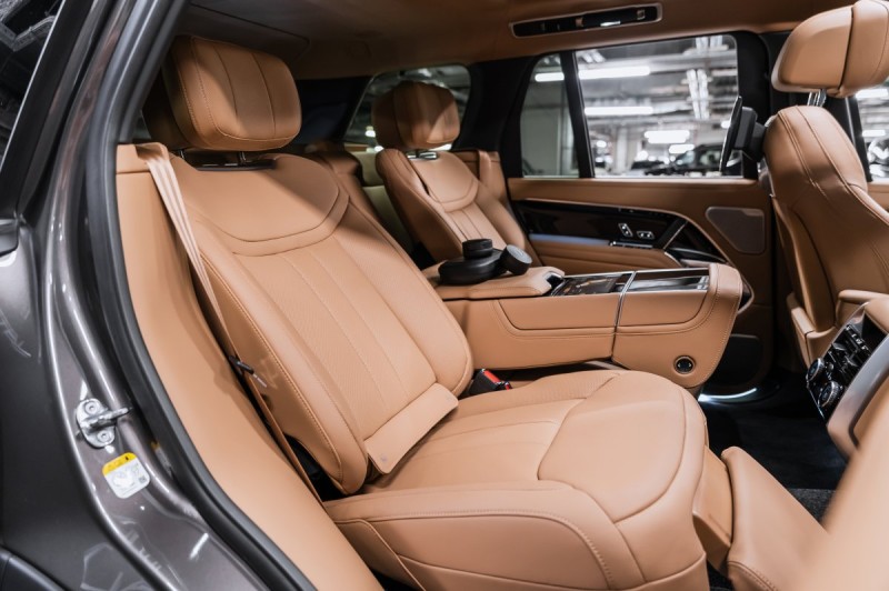 Land Rover Range Rover V — 2026