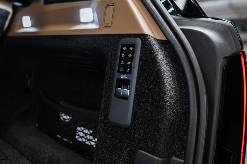 Land Rover Range Rover V — 2026