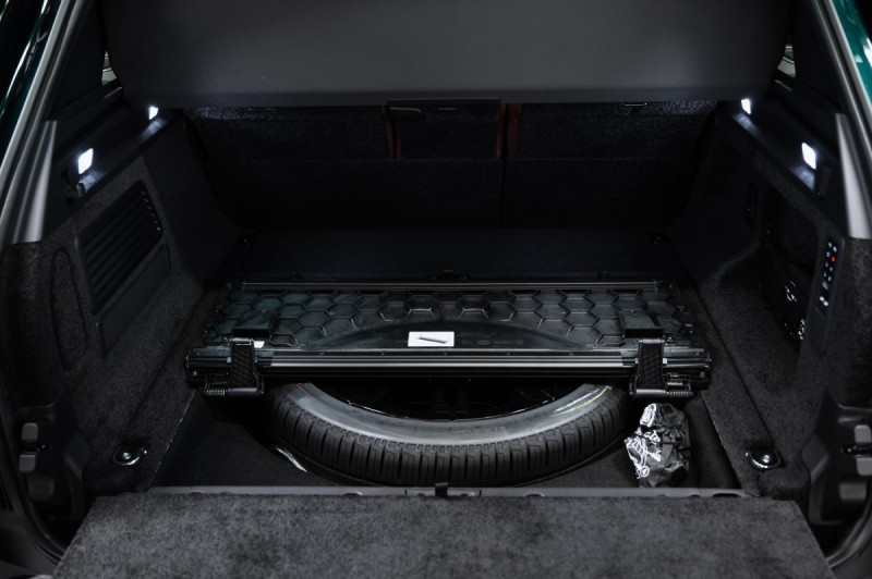Land Rover Range Rover V — 2026