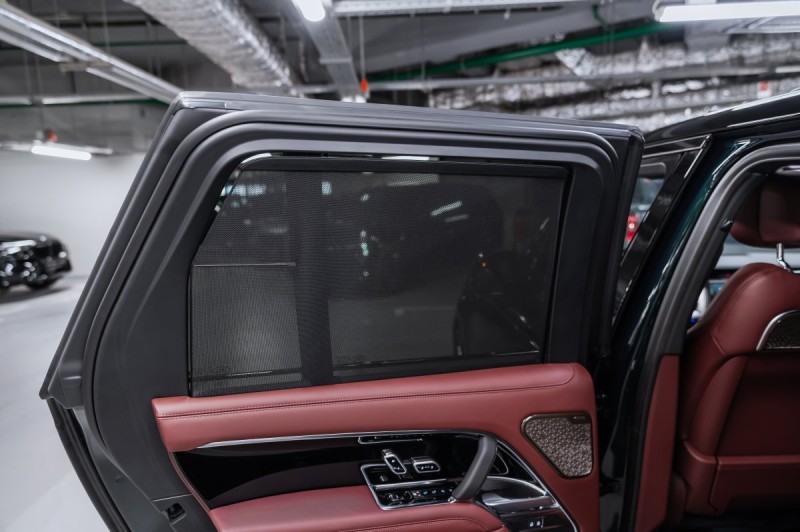 Land Rover Range Rover V — 2026