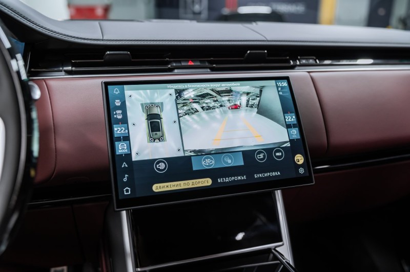 Land Rover Range Rover V — 2026