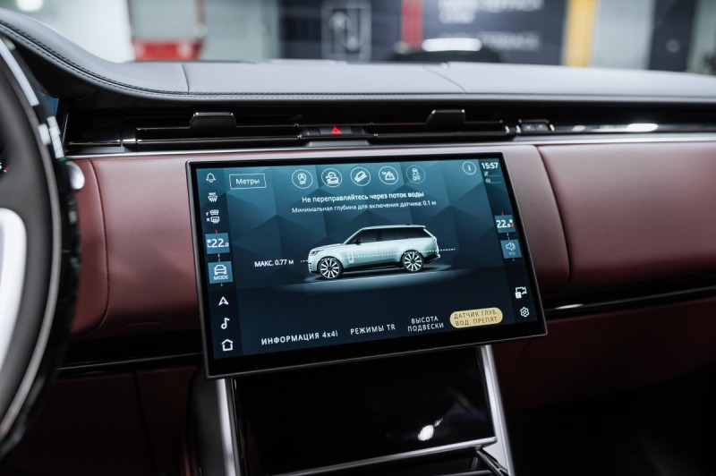 Land Rover Range Rover V — 2026