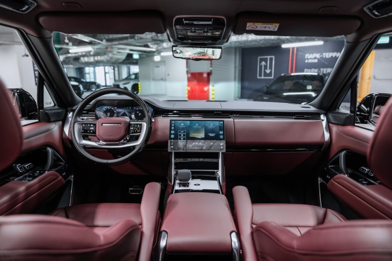 Land Rover Range Rover V — 2026