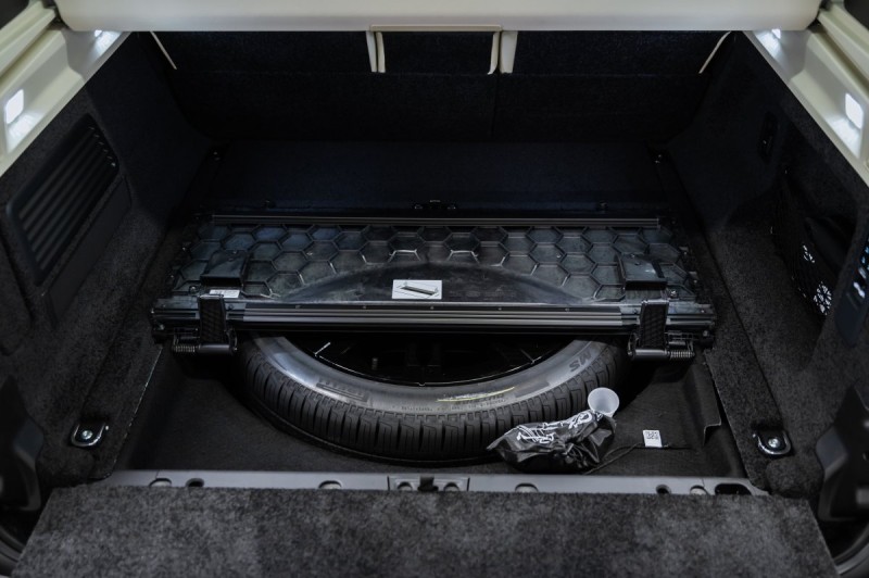 Land Rover Range Rover V — 2026