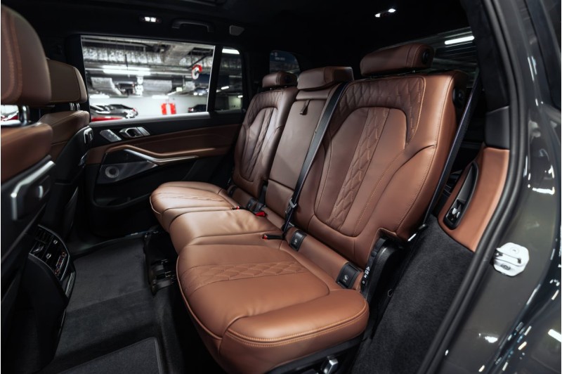 BMW X7 40D G07 рестайлинг — 2026