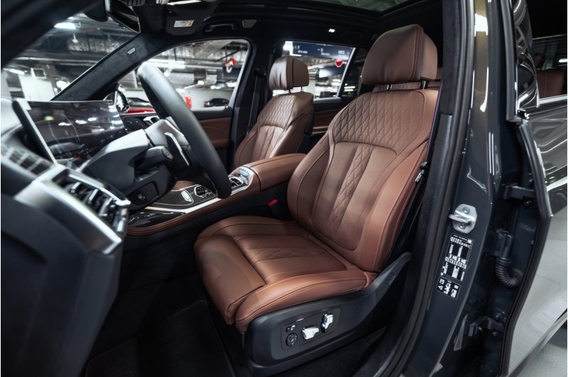 BMW X7 40D G07 рестайлинг — 2026