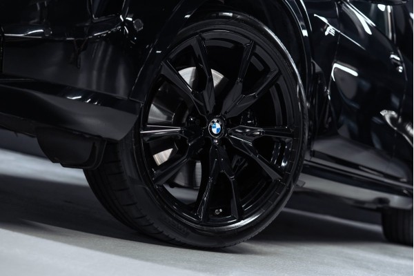 BMW X7 40d G07 рестайлинг (2022—2026) 2022