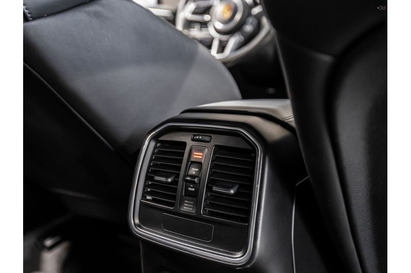 Porsche Macan I — 2016