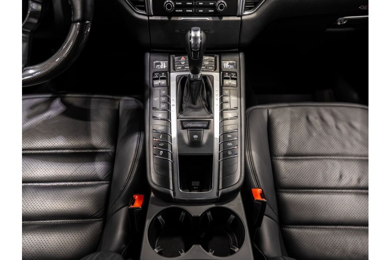 Porsche Macan I — 2016