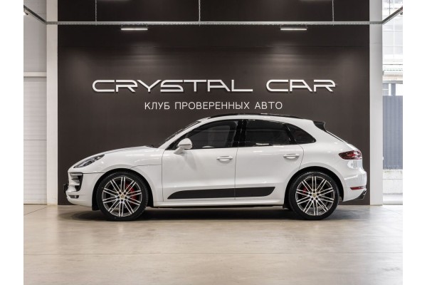 Porsche Macan I GTS - 2016