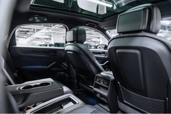 Porsche Cayenne III рестайлинг (2023—2026) Base - 2026