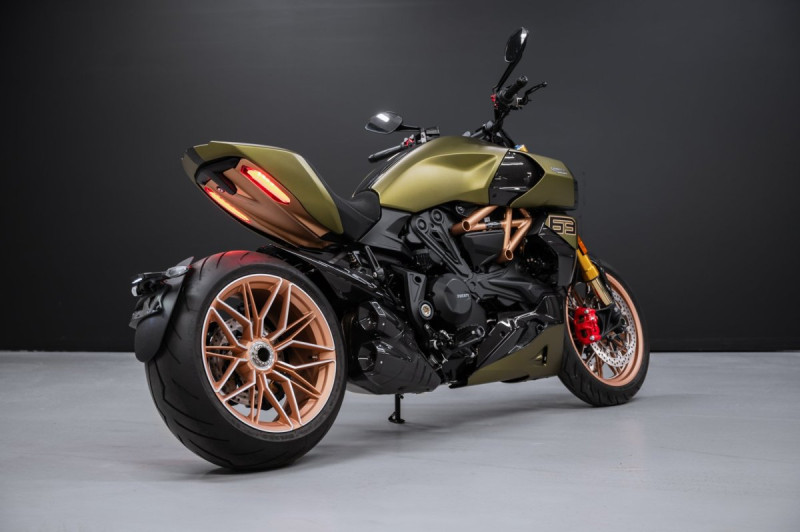 Ducati DIAVEL 1260 LAMBORGHINI - 2021