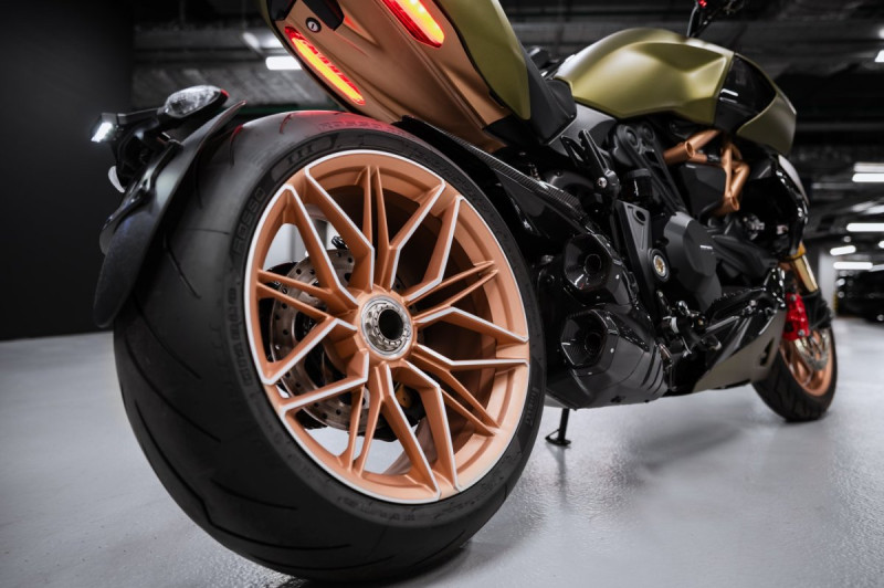 Ducati DIAVEL 1260 LAMBORGHINI - 2021