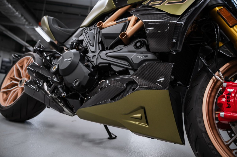 Ducati DIAVEL 1260 LAMBORGHINI - 2021