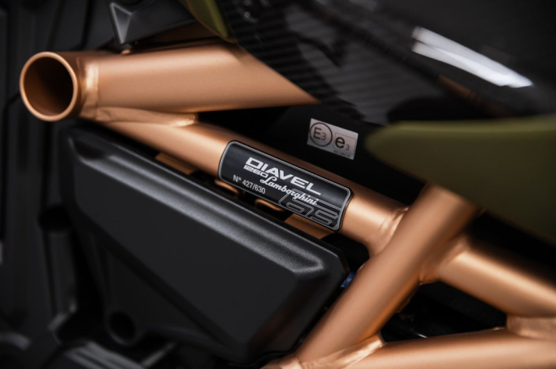 Ducati DIAVEL 1260 LAMBORGHINI - 2021