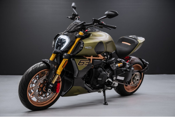Ducati DIAVEL 1260 LAMBORGHINI 2021