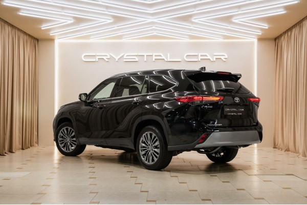 Toyota Highlander IV (XU70) Supreme - 2026