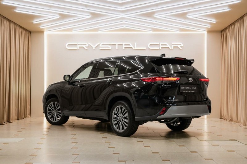 Toyota Highlander IV (XU70) — 2026